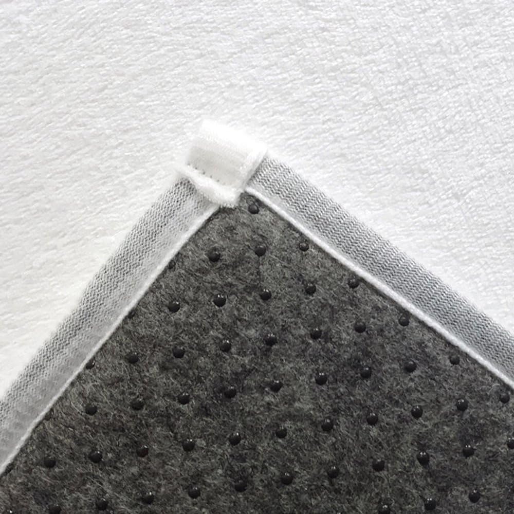 Grey Bath Rugs with Cute Wildflower Design 1