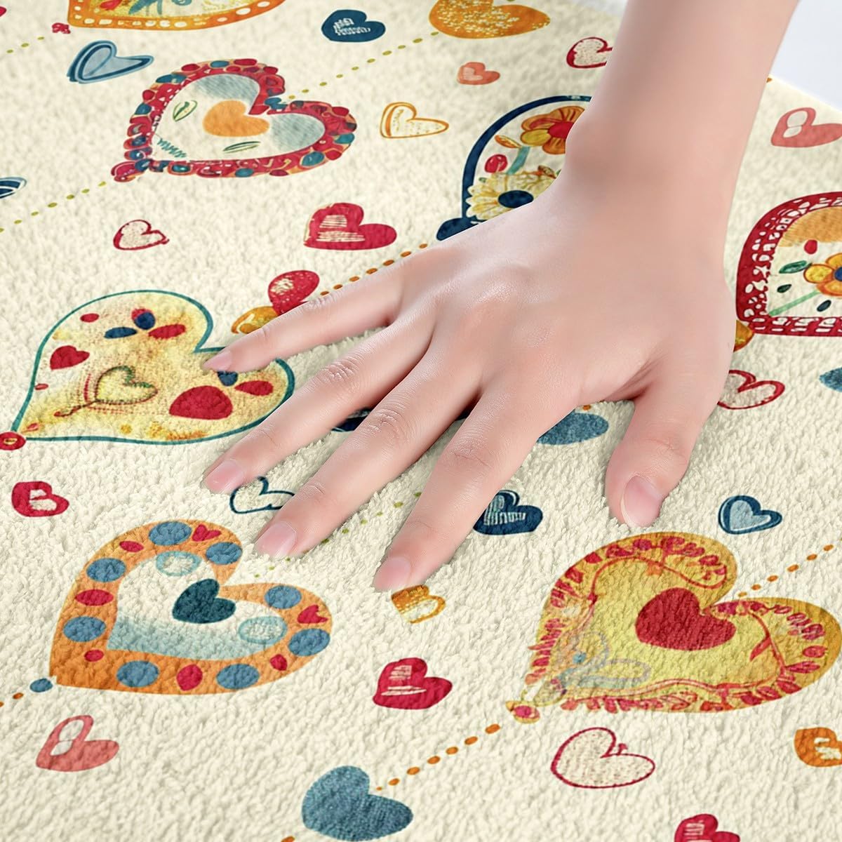Feelyou Heart Bath Mat 16x24 Inch Modern Rug for Bathroom