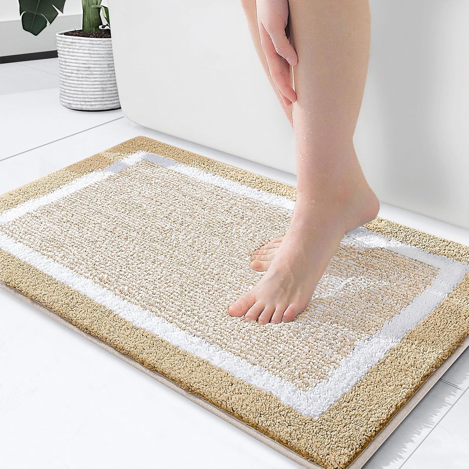 OLANLY 24x16 Bath Rug Non-Slip Quick Dry Extra Soft Absorbent